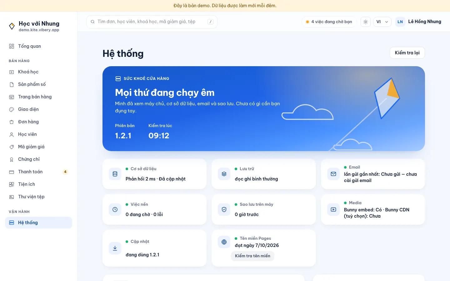 Trang Hệ thống trên cửa hàng demo: sức khoẻ cửa hàng, bản đang chạy 1.2.1, cơ sở dữ liệu, lưu trữ, email, việc nền, sao lưu, video và tên miền trang